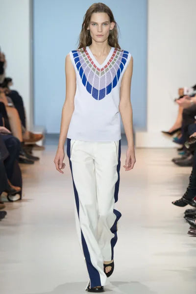 Look 32